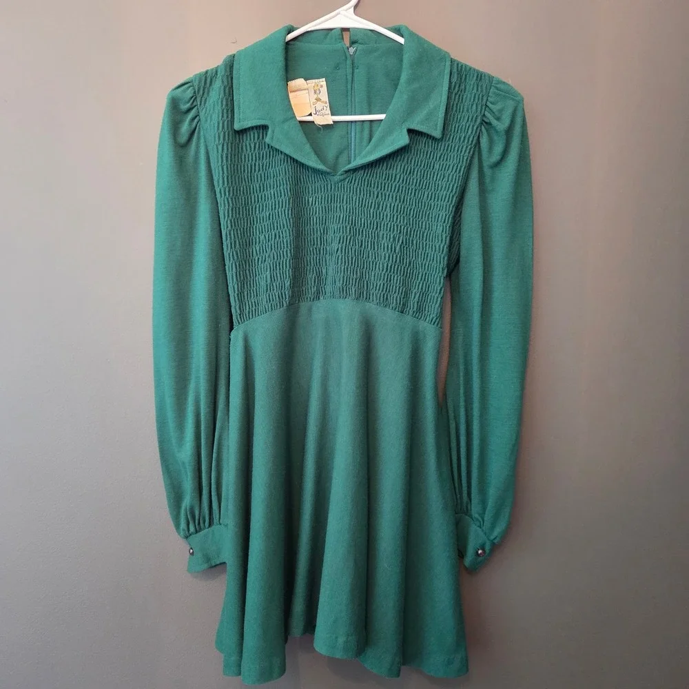 Vintage 60s Jody of California Green Smocked Mod Mini Dress Long Sleeve READ - Picture 1 of 13